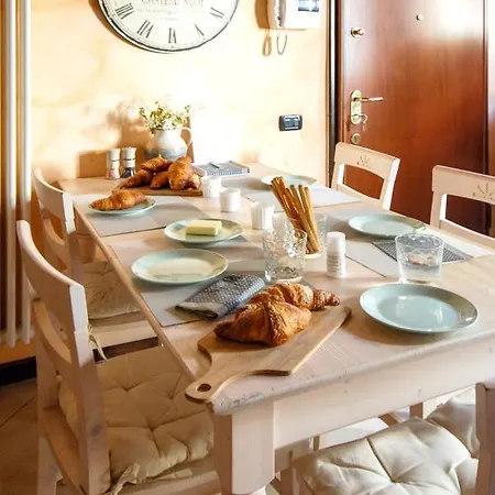 Apartamento 2 Bedrooms With Terrace And Wifi At 1 Km Away From The
