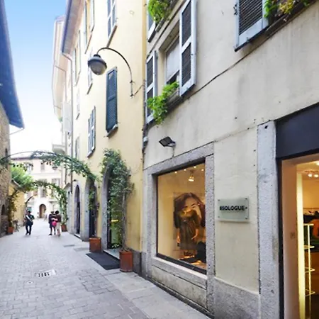 2 Bedrooms With Terrace And Wifi At 1 Km Away From The Apartment
